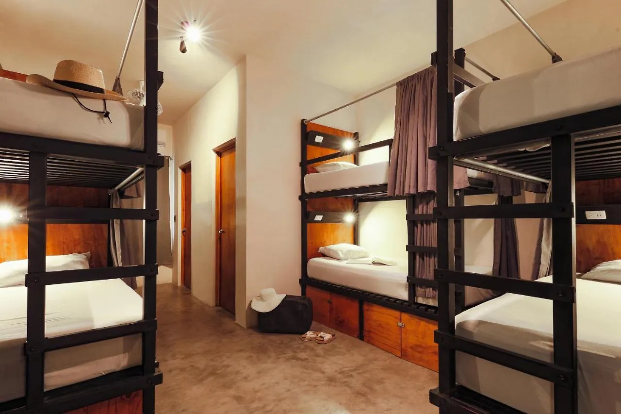 Che Bacalar Hostel & Bar Adults Only