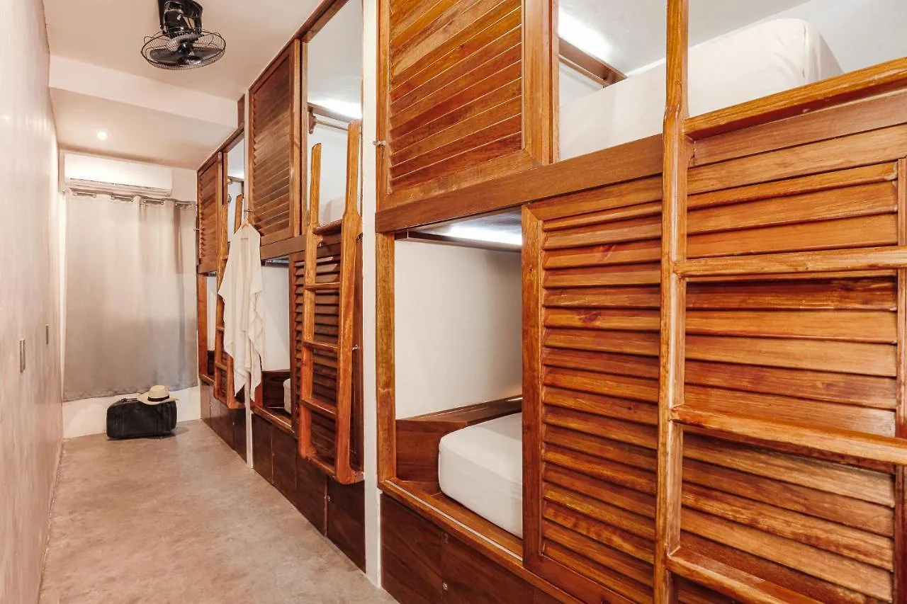 Che Bacalar Hostel & Bar Adults Only